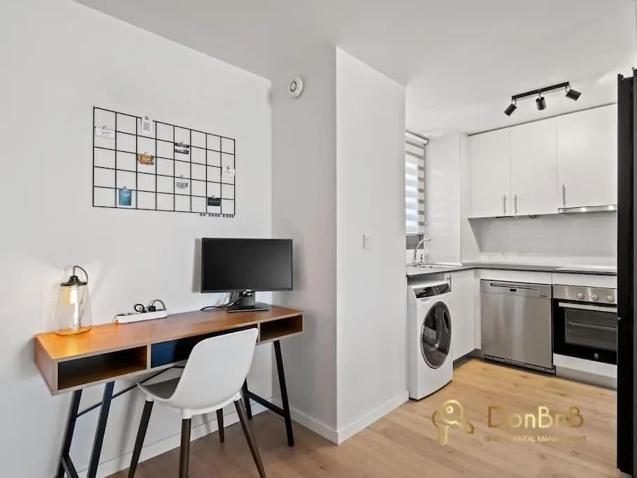 3 Bedrooms Mijas Suite Apartment With Pool Фуэнхирола 0*,