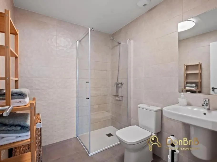3 Bedrooms Mijas Suite Apartment With Pool Фуэнхирола